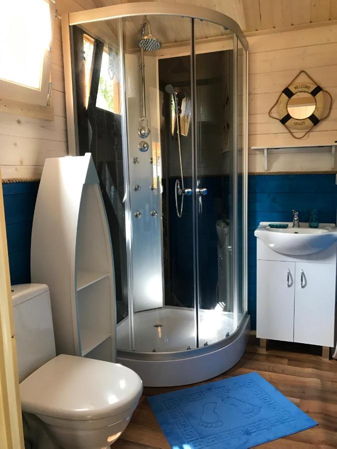 Camping Family Bronowice  エクステリア 写真
